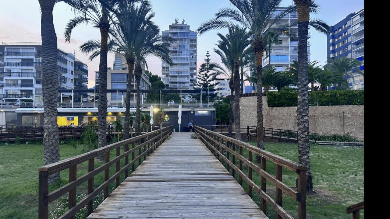 Piso A Pie De Playa Con Piscina Y Vistas Al Mar Apartment Benicassim Ngoại thất bức ảnh