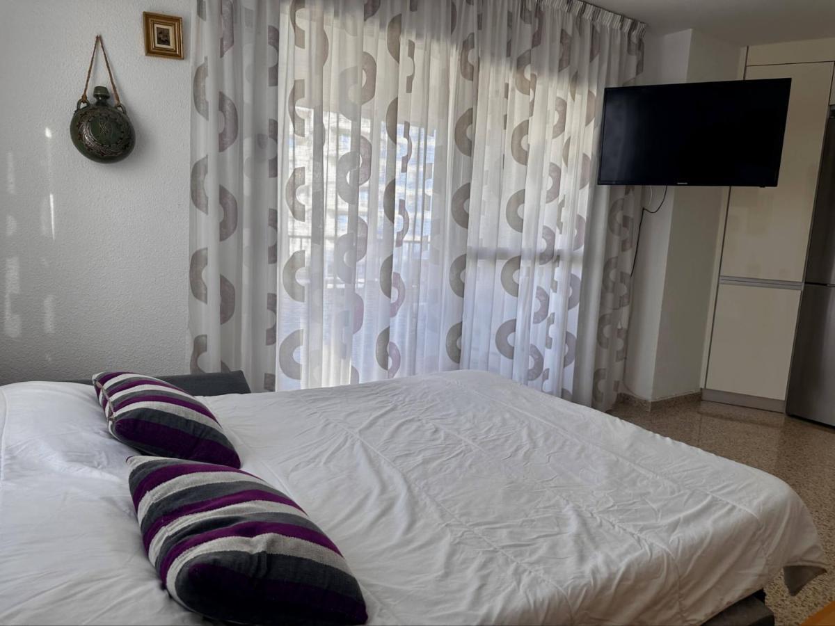 Piso A Pie De Playa Con Piscina Y Vistas Al Mar Apartment Benicassim Ngoại thất bức ảnh